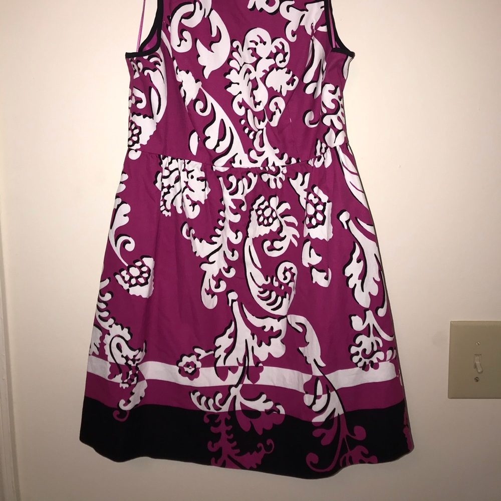 Dress - Picture 2 of 4